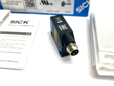 NEW SICK PHOTOELECTRIC RETRO-REFLECTIVE SENSOR KIT, W100 LASER