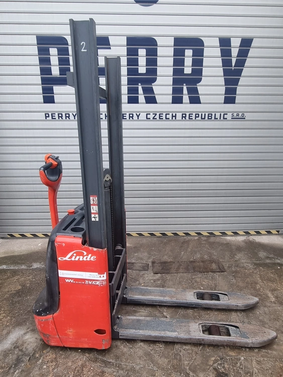 Used 2010 LINDE L10B Misc Forklifts CZ | Perry Equipment #120449