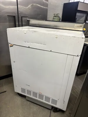 USED Beverage-Air SMF34