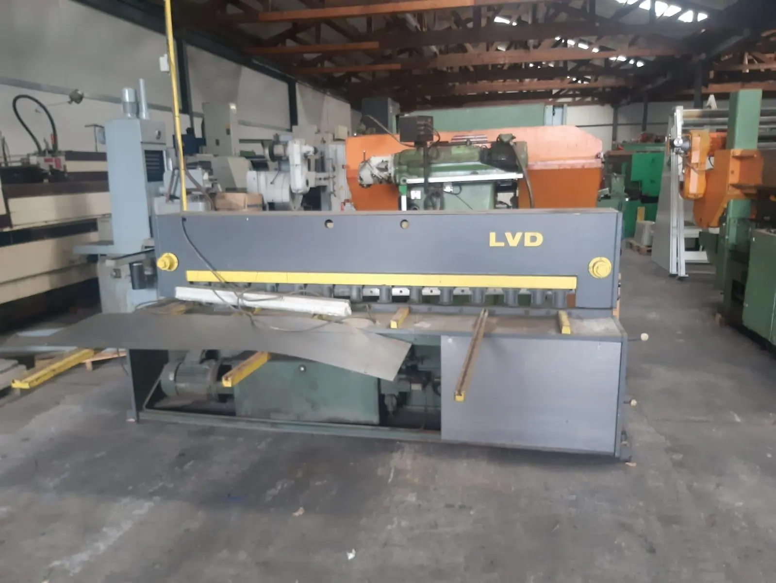 USED LVD MV 2550 X 4 MM
