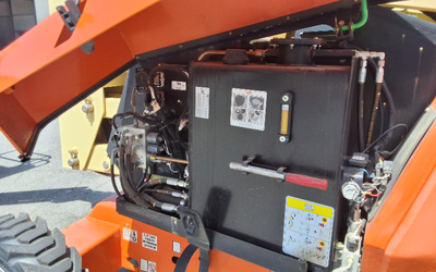 USED 2016 JLG 340AJ