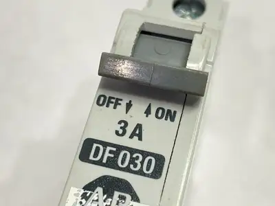 1492-CB1DF030 | Allen Bradley  Ser B Circuit Breaker 1-Pole 3A 300V - Used