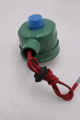 Asco Red Hat EF80172 Solenoid Valve 110/120 VAC NEW OPEN BOX STK L87C