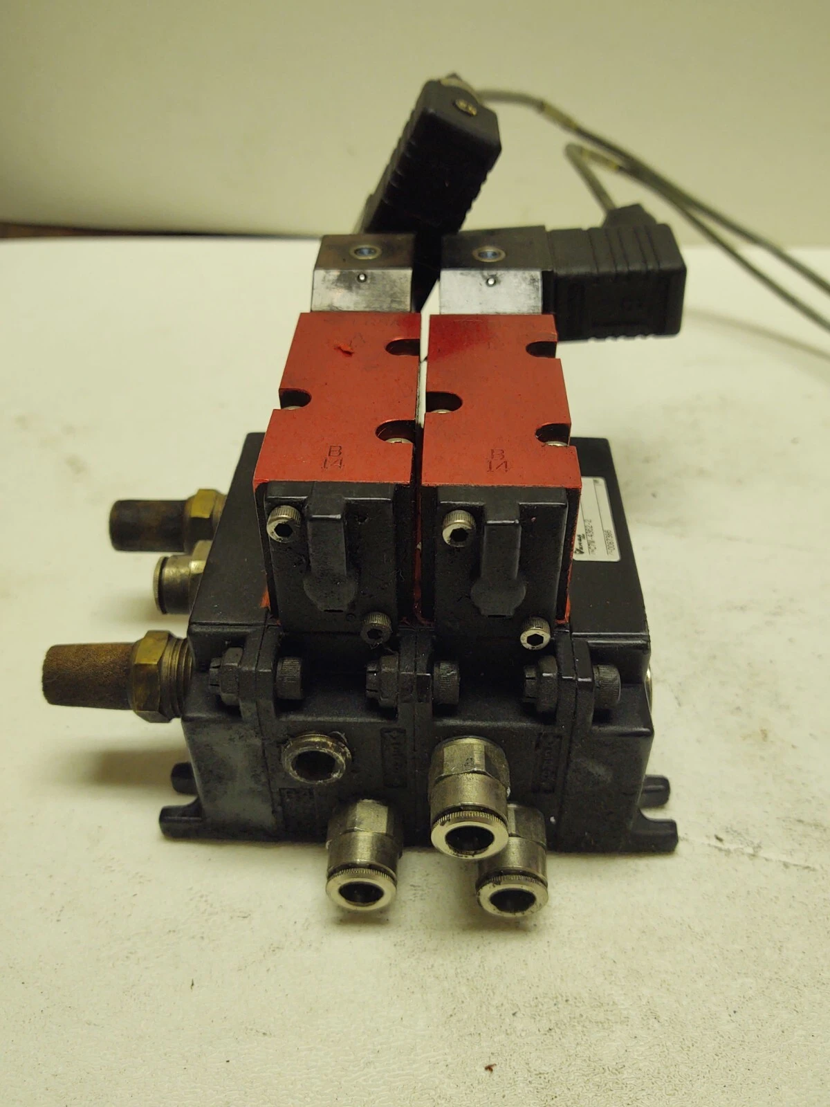 USED Versa CUST-C7BOTTOM-P220-000328