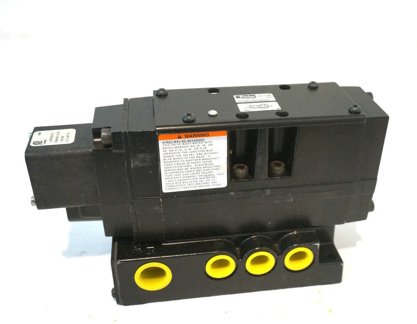 NEW PARKER 4510BD20FAAE53 PNEUMATIC VALVE W/BASE