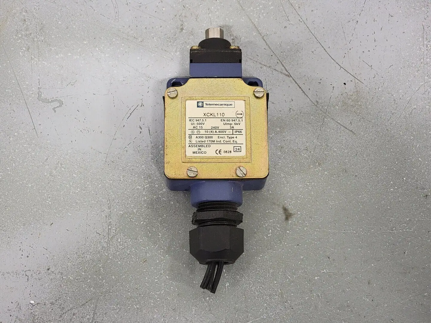 Used TELEMECANIQUE XCKL110 Switchgears British Columbia CA | Lenmark #243043