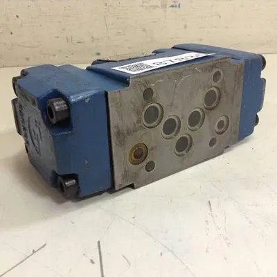 USED MANNESMANN REXROTH 4WEH10P6-44/6EG24N9TK4S06