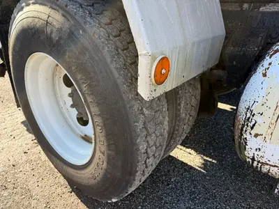 Used 1998 FORD F-SERIES F800 Tanker trucks Kentucky US | Proxy Equipment #1426118