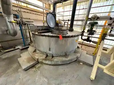 3900 gallon stainless steel tank