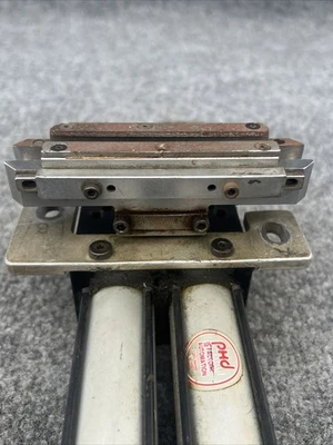 Used PHD R11A 2180-P-D-A-T Rotary Actuators California US | Davliegogo LLC #1705575