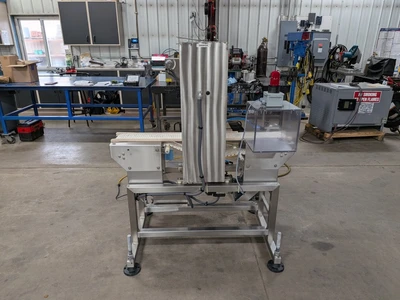 USED 2003 LOMA SENTRY