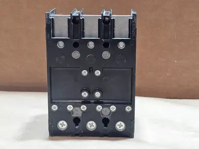 Used SCHNEIDER QBL32200 Switchgears British Columbia CA | Lenmark #1438222