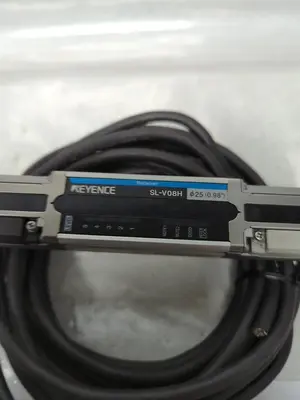 Used KEYENCE SL-V08H-R Cable & Wire | Surplus Asset Holdings #1206726