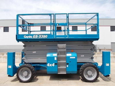 USED 2017 Genie GS-5390 RT