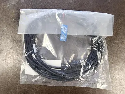 NEW KEYENCE GS-P8C5