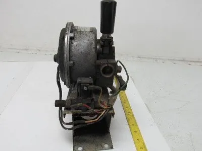 Matsushita PMED12MA14AK Wire Feed Motor Assembly From a AW-005CL Manipulator