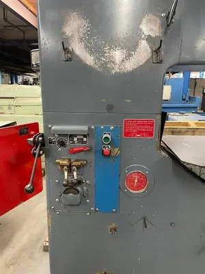 36" DOALL Vertical Bandsaw