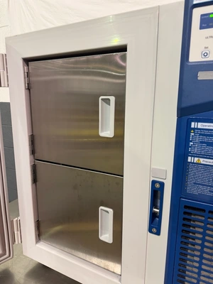 Used _UNKNOWN_ _UNKNOWN_ Ultra-Low Temperature Freezers Ohio US | Federal Equipment Company #1365435