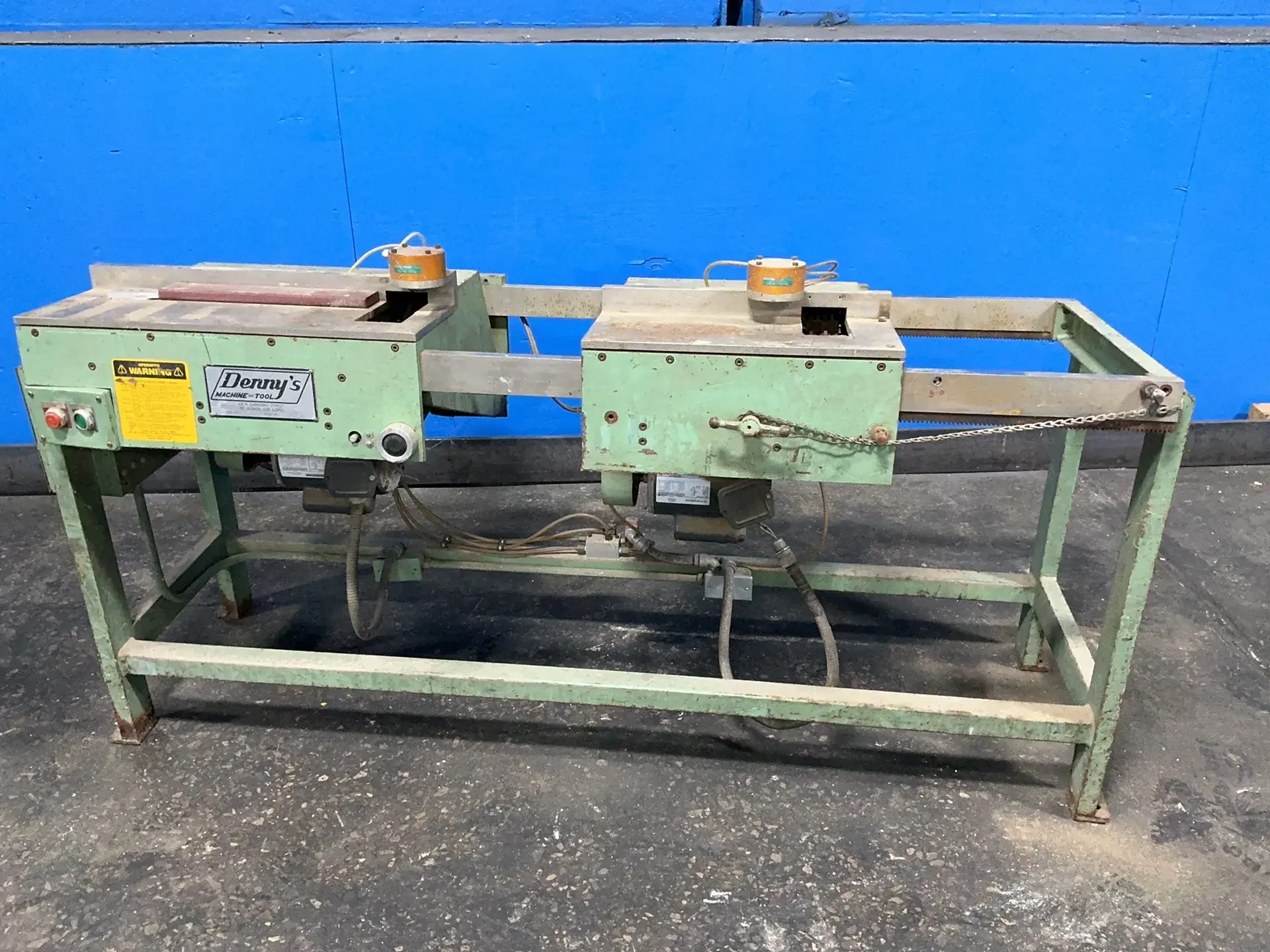 Used _UNKNOWN_ _UNKNOWN_ Belt Grinders Including Sanders Ohio US | HGR 24 #1373041