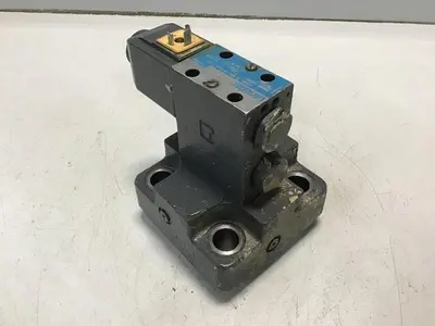 USED VICKERS DG4V-3-6AL-M-U-HL7-60