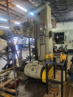GIDDINGS & LEWIS 340-T Horizontal Boring Machines | Tight Tolerance Machinery (5)