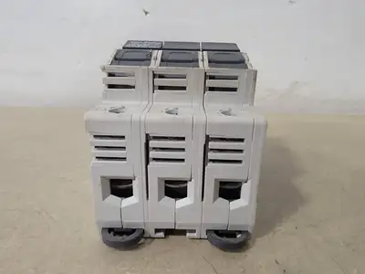 USED ALLEN-BRADLEY 1492-FB3C30