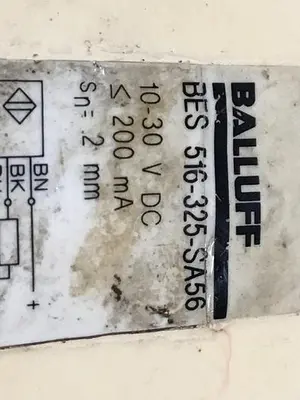 USED BALLUFF BES 516-325-SA56