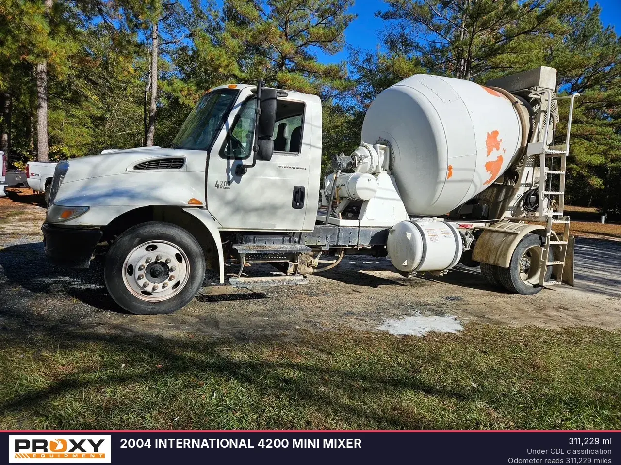 Used 2004 INTERNATIONAL 4200 MINI MIXER Concrete Mixer Trucks Georgia US | Proxy Equipment #1380316