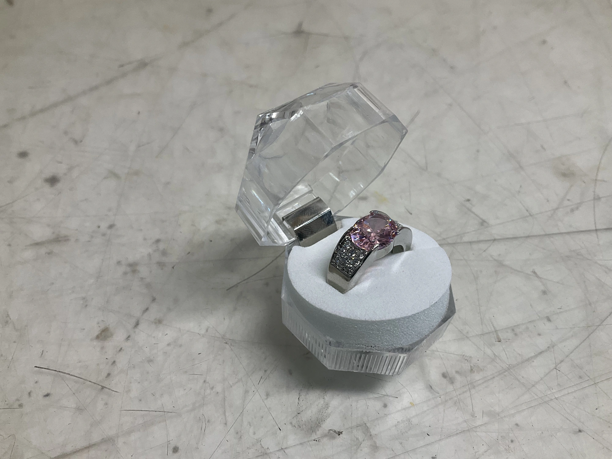Used _UNKNOWN_ _UNKNOWN_ Jewelry & Gemstones Michigan US | Miedema Asset Management Group #1329885