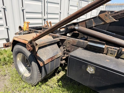Used 2005 PETERBILT 335 4X2 Rolloff Trucks Indiana US | Miedema Asset Management Group #1436988