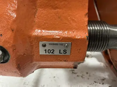USED CINCINNATI MILACRON VS33