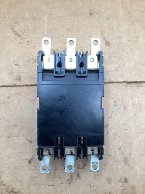 Fuji Electric BU-ESB3020 20A 600V 50/60Hz 3 Pole Circuit Breaker