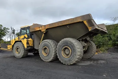 2006 KOMATSU HM400-1L Articulating Dump Trucks | Iron Listing (4)