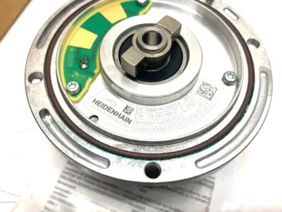 USED SIEMENS ENCODER FOR SYNCHRONOUS MOTOR 1FT/1FK