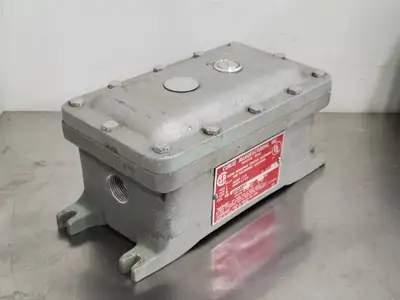 USED CURLEE MANUFACTURING INC ECS-2-A2X-U