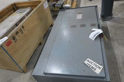 Used SQUARE D HU368R-EI2-VW Switchgears Ohio US | Aucto #1396777