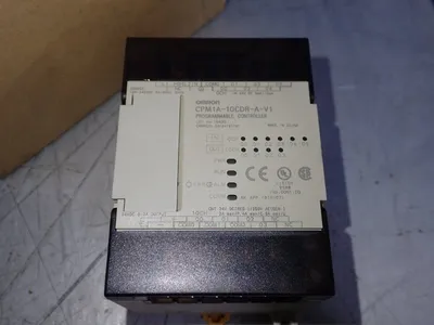 NEW OMRON CPM1A10CDRAV1
