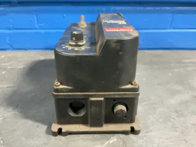 Used DAYTON 5X485C Motor Controllers Ohio US | HGR 24 #1345478