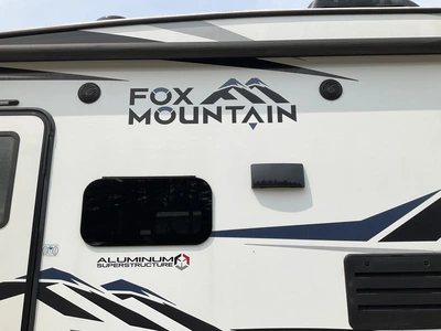 Used 2023 FOX MOUNTAIN 235RLS Campers, Caravans, Motorhomes Michigan US | Miedema Asset Management Group #1372976