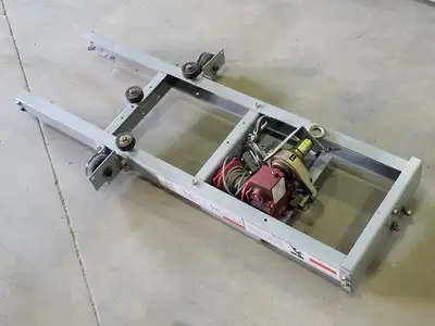 Traveling Overhead Lifting Hoist (For DS Breaker)