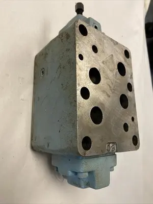 Used NACHI OCQ-G06-A1D-E11 Pump & Valve Parts | Surplus Asset Holdings #1217527