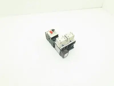 Schneider Electric LP5K0610BW3 Reversing Contactor 600V 3Ph 0.4-0.63A Coil 24VDC