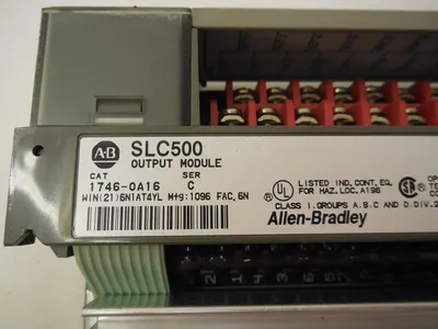 ALLEN BRADLEY 1746-OA16 OUTPUT MODULE 1746OA16