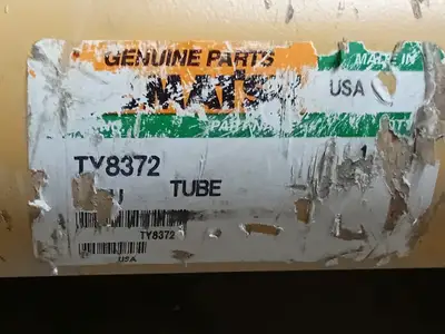 NEW KOMATSU TY8372