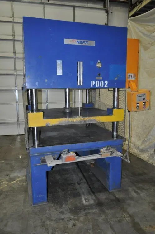 Used _UNKNOWN_ H-40-15M Hydraulic Presses | D & D Industries #438445