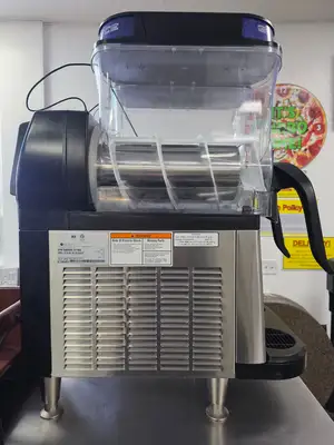 Used Bunn Used 2024 Bunn 58000.0140 Ultra NX Double 3 Gallon Slushy Machine - 120V Slushie Machines Illinois US | Falcon Restaurant Supply #1374874
