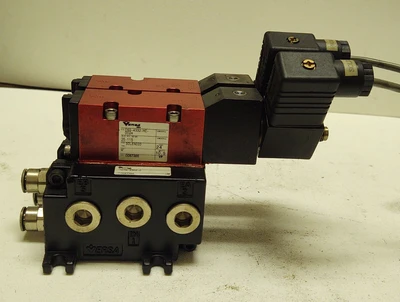 USED Versa CUST-C7BOTTOM-P220-000328