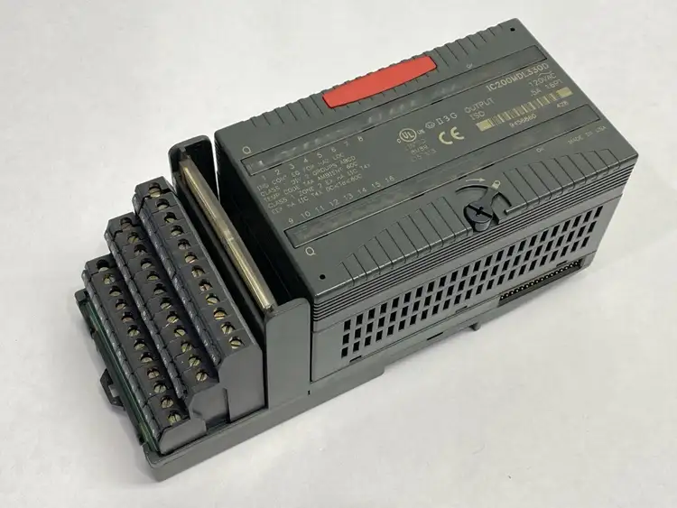 Used GE FANUC GE FANUC IC200MDL330D PLC Input & Output | Maverick Industrial Sales #1100862
