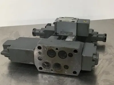 USED REXROTH 4WRZ16W115050/6A24N9EK4/D3MR-453