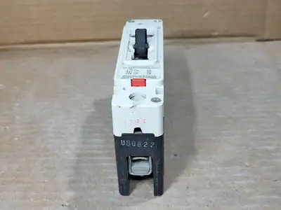 Used EATON CUTLER-HAMMER HFD1015S Switchgears British Columbia CA | Lenmark #1438357